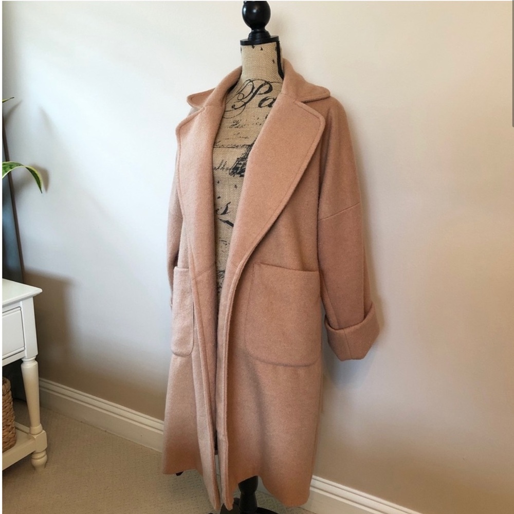 Custom made camel coat - Picture 4 of 9